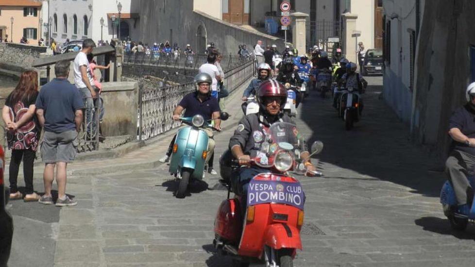 Il trionfo delle Vespe tra le tante bellezze della Val di Cornia