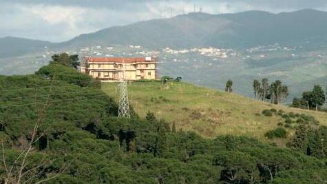 I Monti Livornesi al sicuro: saranno riserva naturale