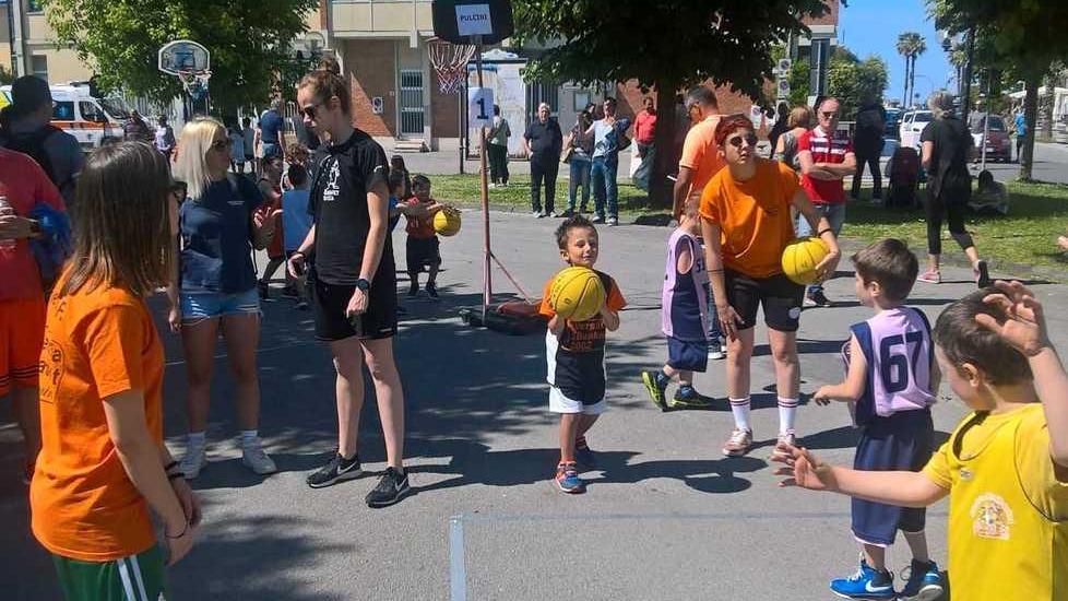 Festa del minibasket col Cmb e 300 ragazzi