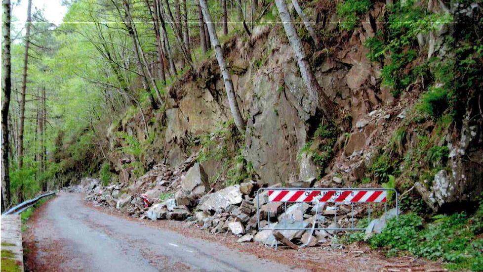 «Intervenite sulla frana a Campocecina»