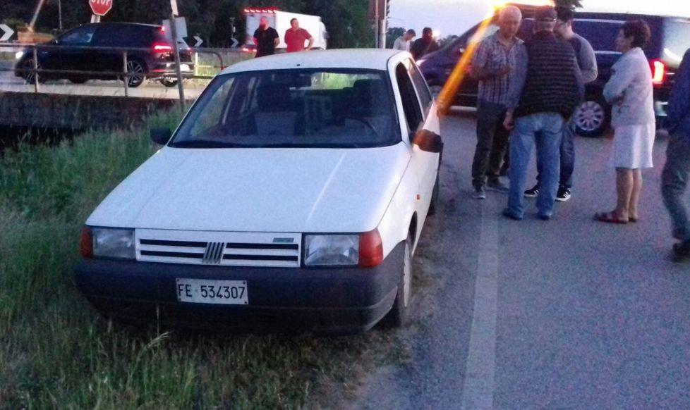I familiari cercano notizie sull’incidente
