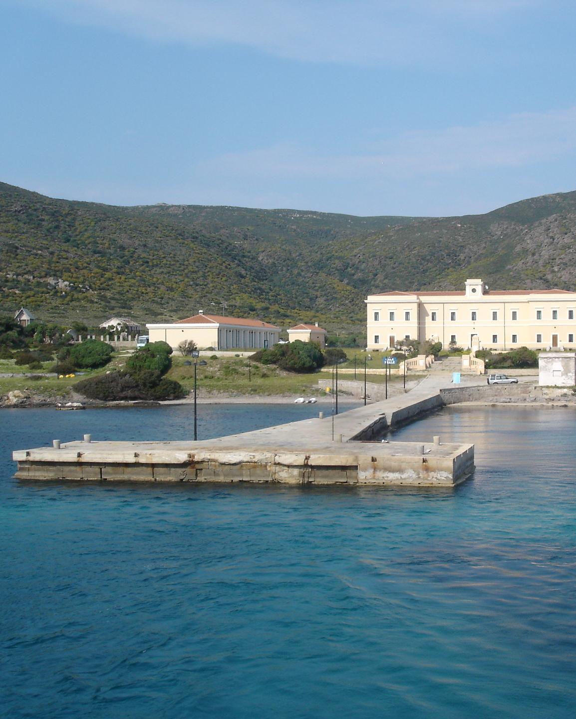 Una briccola al molo di Cala Reale 