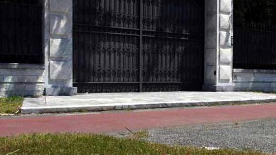 Resta in carcere l’aggressore La polizia cerca testimoni