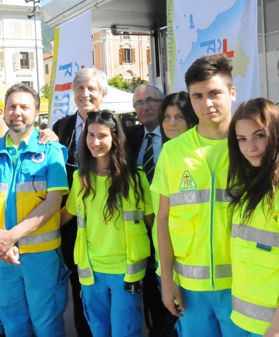 Tanti specialisti e volontari in azione
