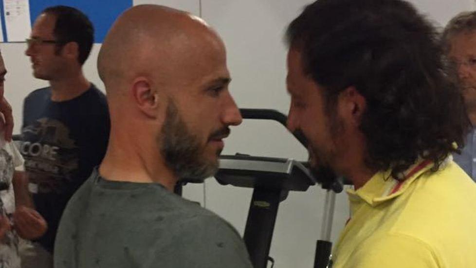 Rompete le righe, si va tutti a casa
