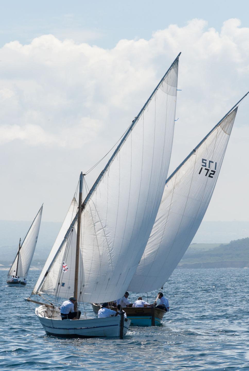 La lancia Auriga arriva davanti a tutti alla Regata del Pescatore