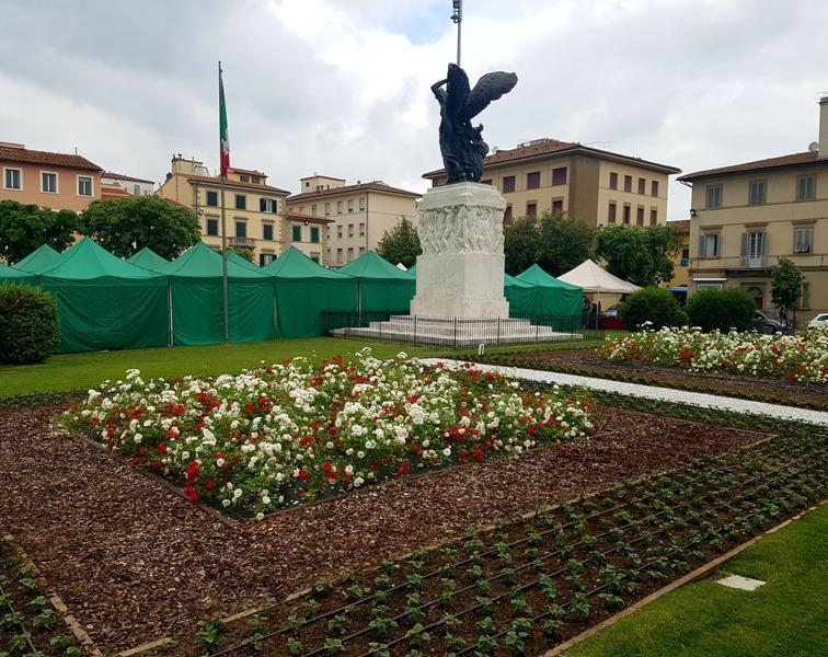 Fragole, asparagi e tanto altro al Mercatale