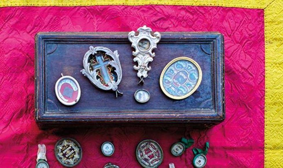 Furto delle reliquie, l’ombra del mercato nero