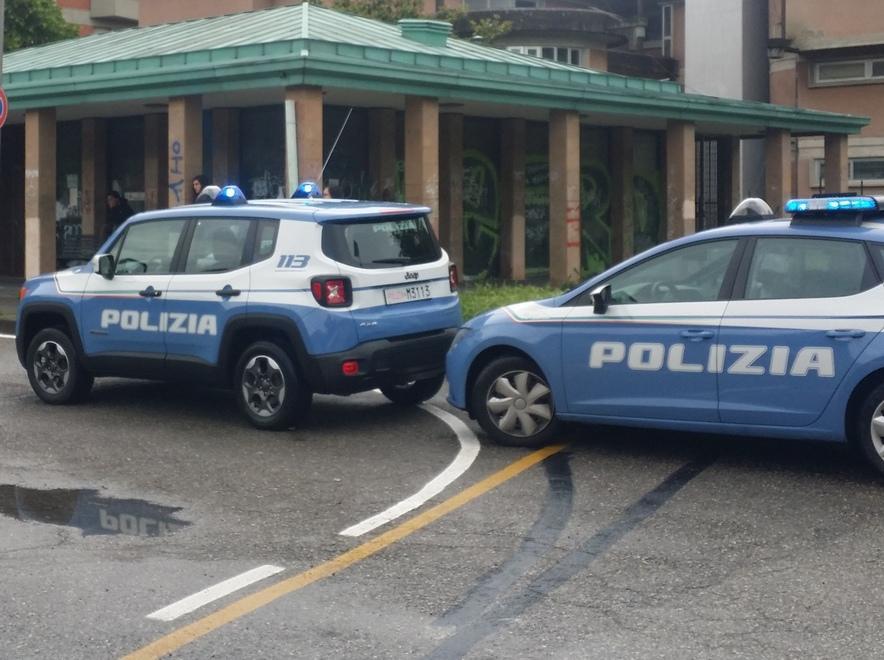 Controlli a tappeto tra stazione e terminal bus 