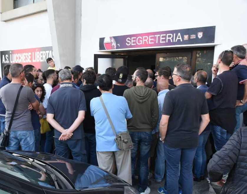 Lucchese, i tifosi entrano nella trattativa 