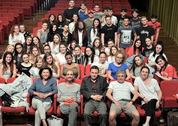 Stasera gli studenti in scena sul palco al teatro Arena