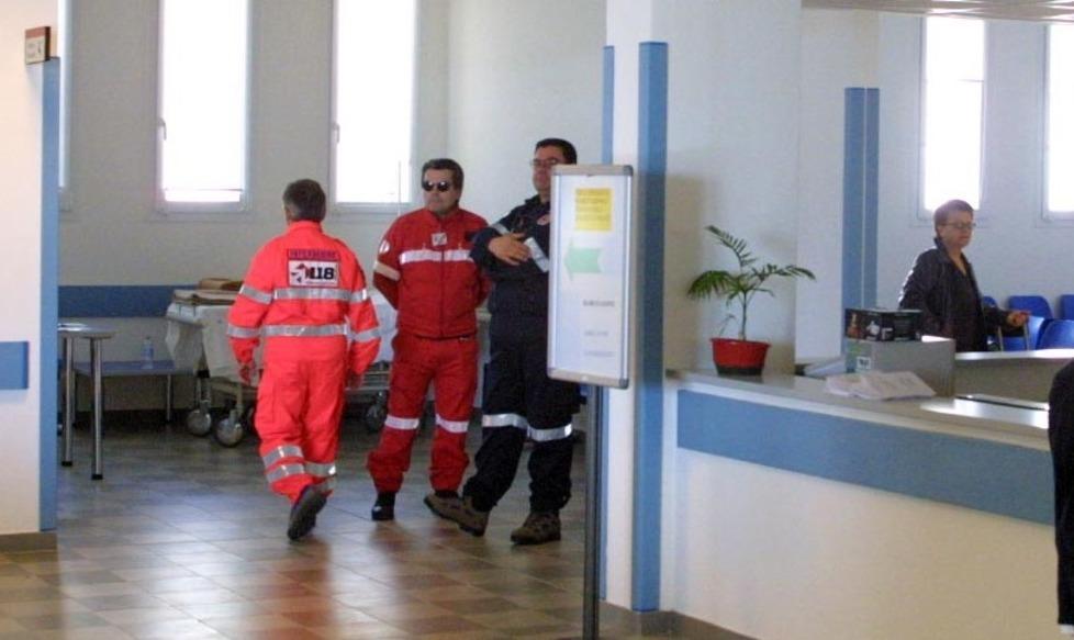 Picchiata per gelosia dalla rivale in amore