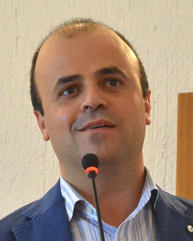 Cattolici e crisi dell’isola i politici: Becciu è una guida 