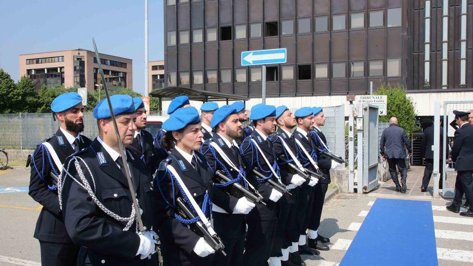 Reggio Emilia, prelievi del Dna su 247 detenuti al carcere della Pulce