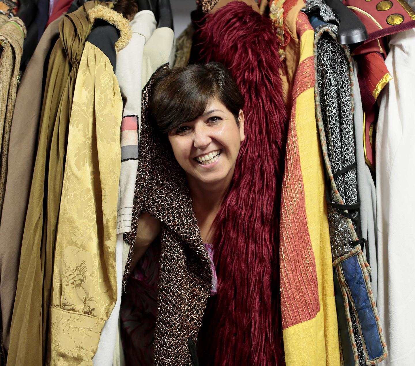 L’ago dietro il sipario: Carla Galleri sarta all’Arena di Verona