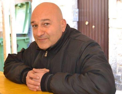 La comunità ferita dal dolore due lutti gravi in pochi giorni 