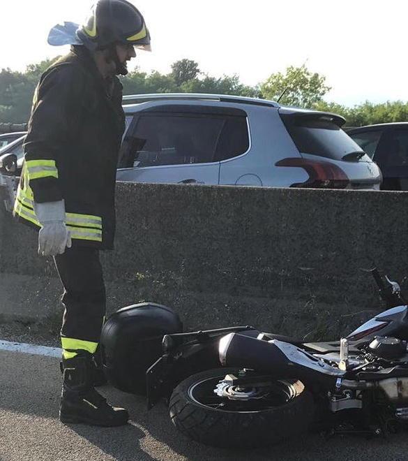 Incidente, ferita una donna