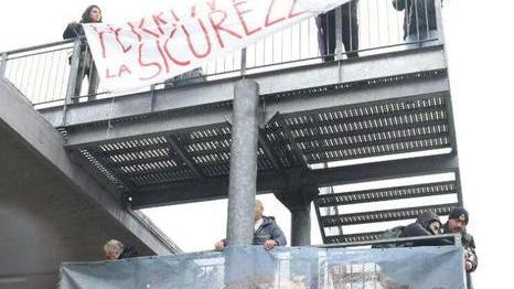 Strage, un mese di eventi: «Non si deve rimuovere»