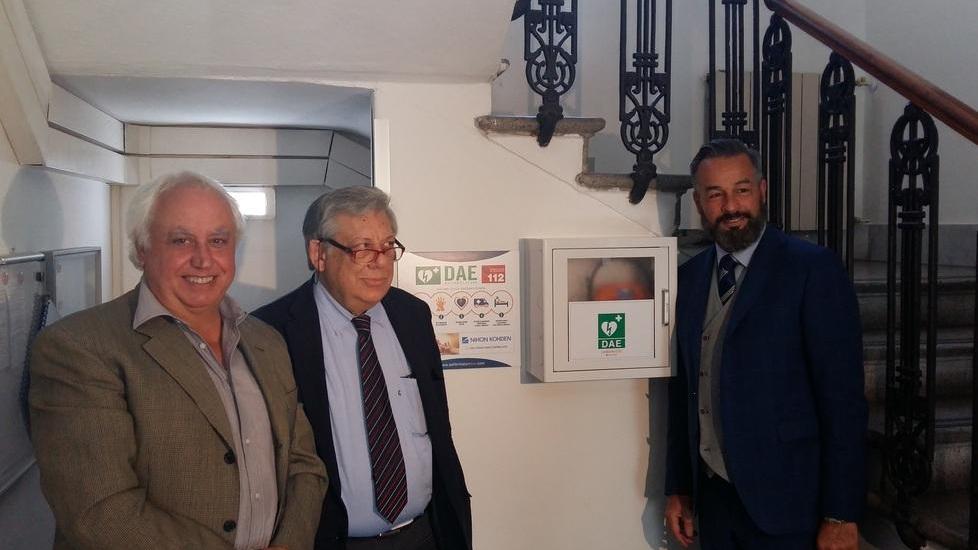 Il Fiora installa 9 defibrillatori nelle sedi