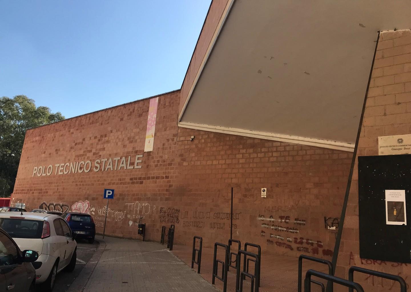 Al Devilla-Dessì vanno a teatro inclusione e dispersione 