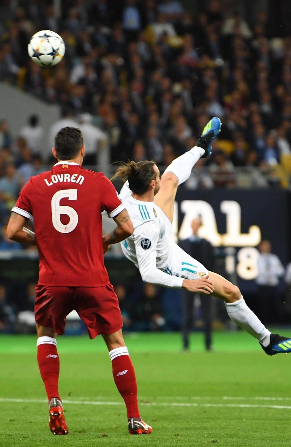 Con Bale spaziale il Real galactico ritira la tredicesima 