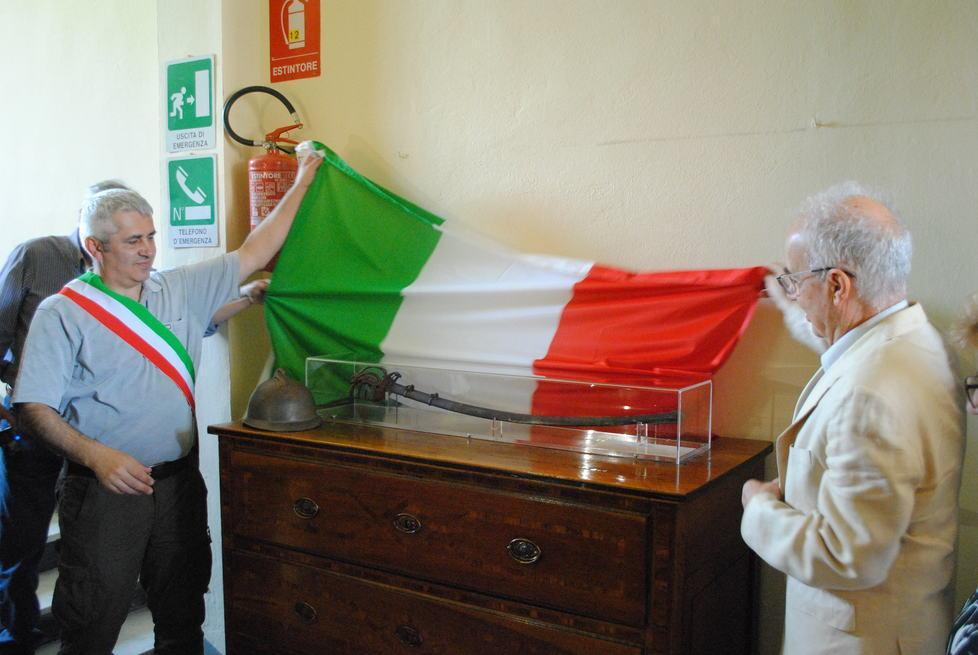 La sciabola del capitano Cervi trova casa in municipio