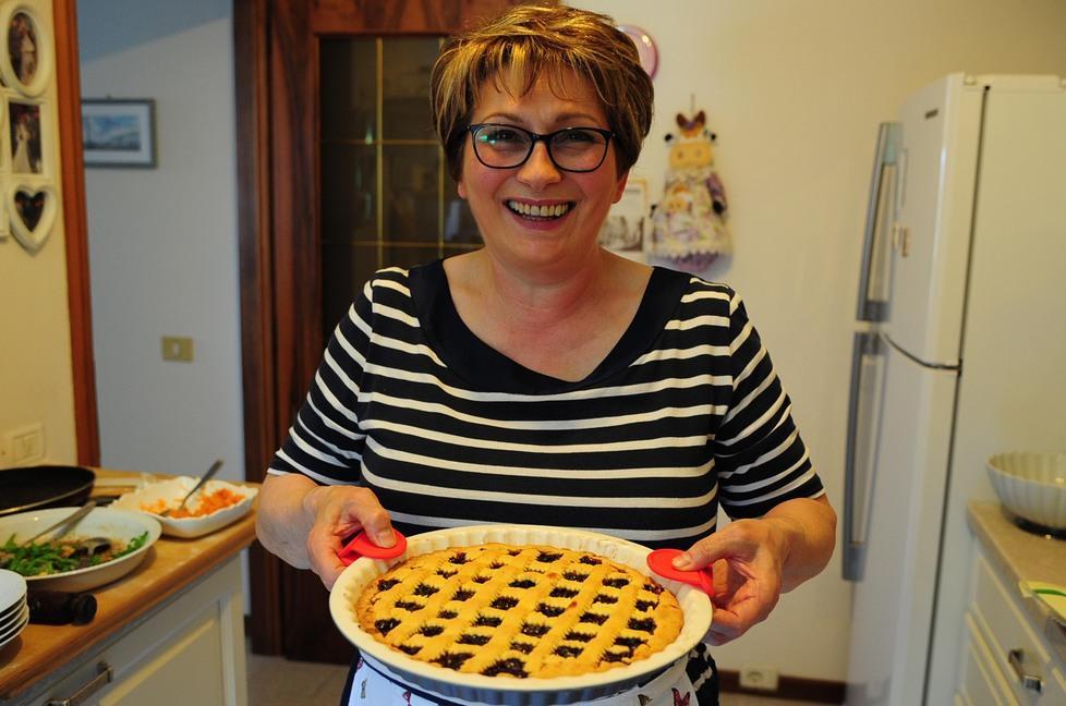 Crostata: amarene, duroni ma il segreto è la frolla 