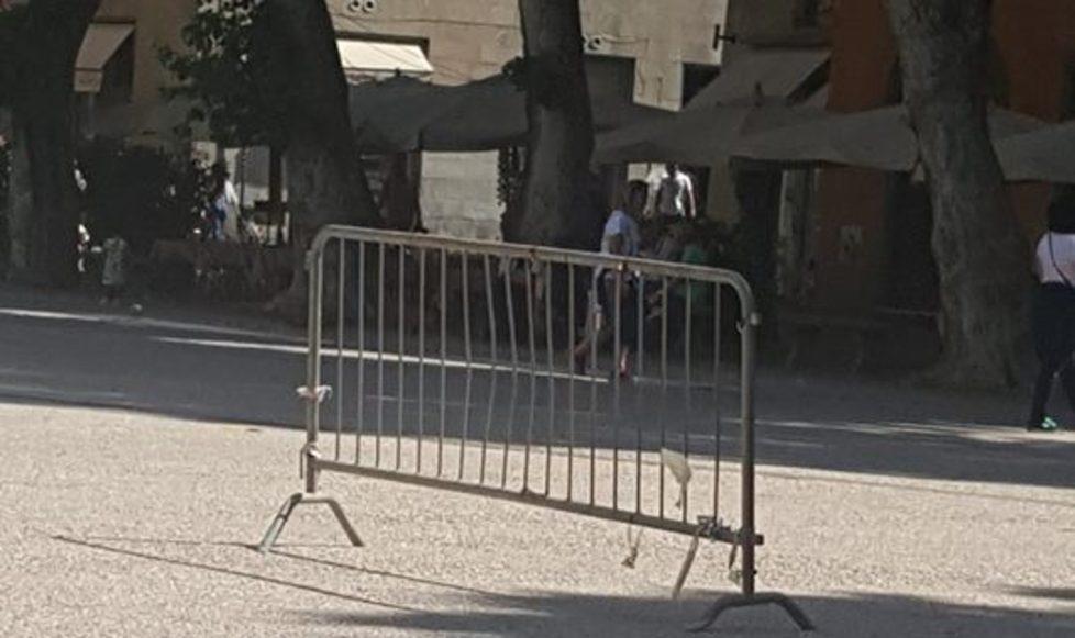 Sbandieratori polemici con il Comune
