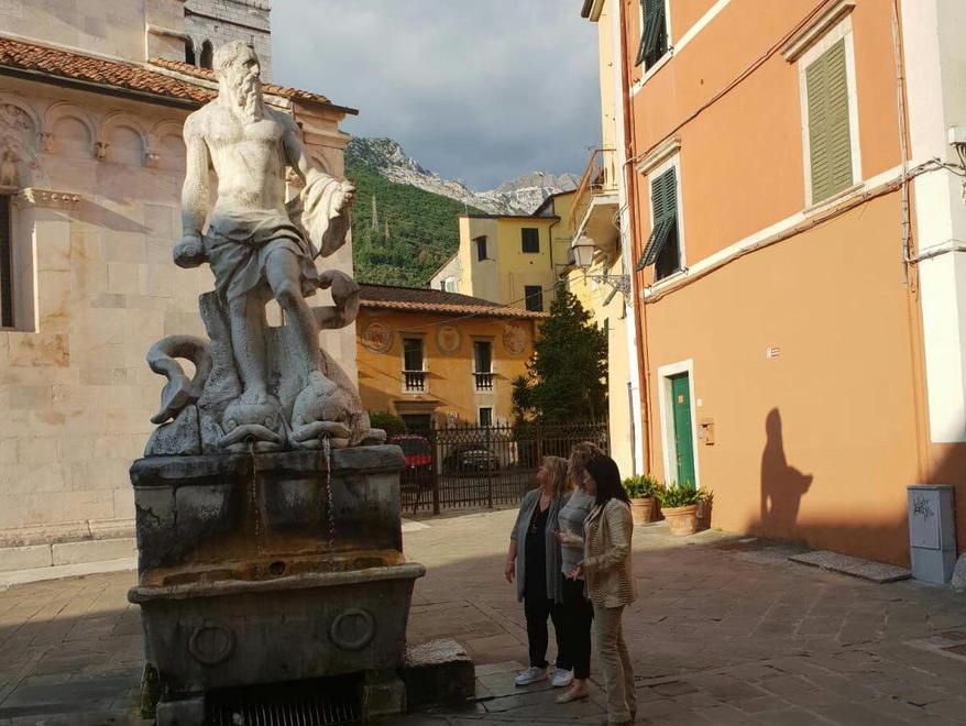 «Il teatro Animosi bivacco per i vandali» 