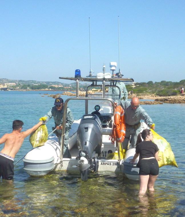 Green Days, anche gli studenti liberano le spiagge dai rifiuti