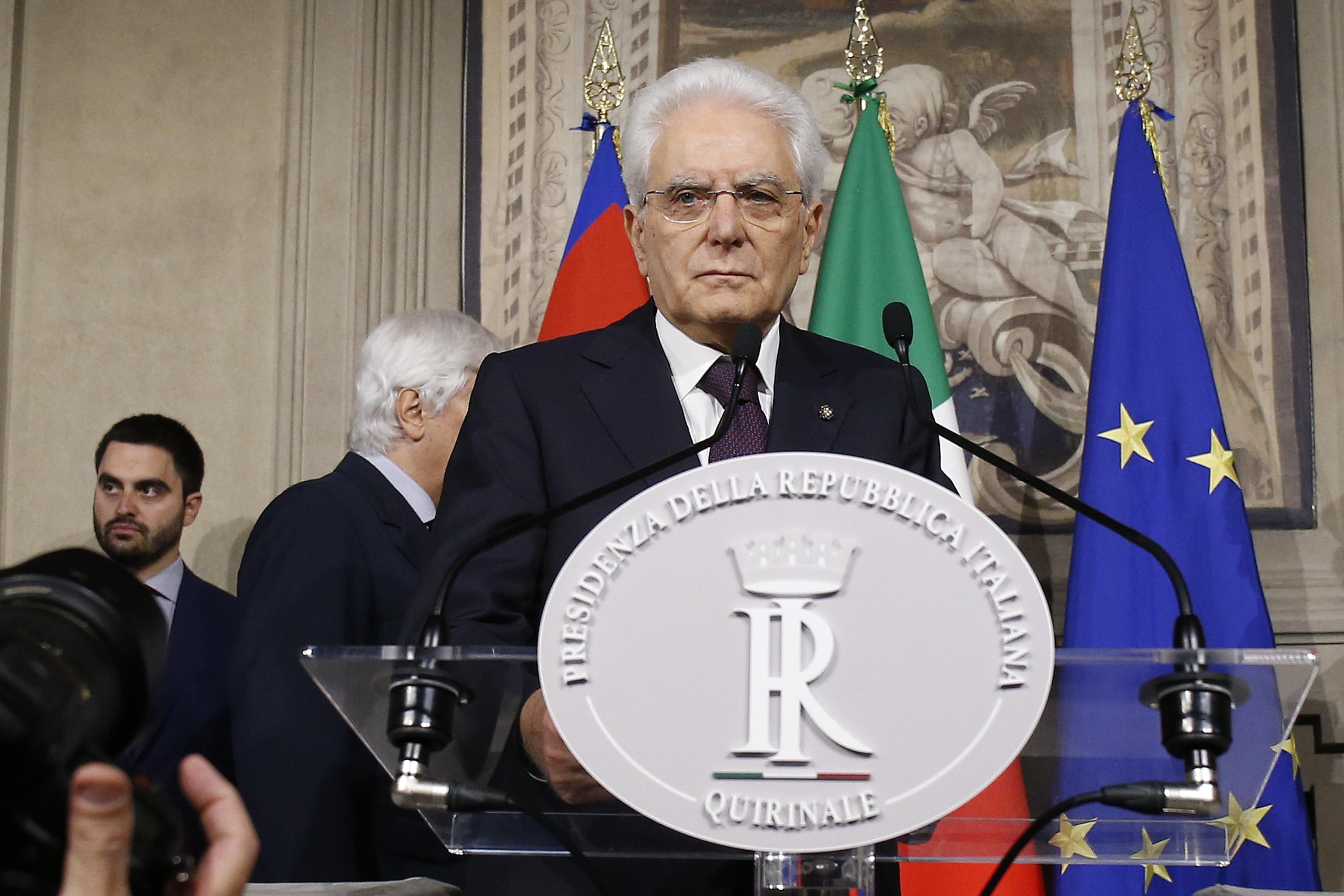 Governo, scintille a Reggio Emilia tra Spadoni e Delrio sul veto di Mattarella