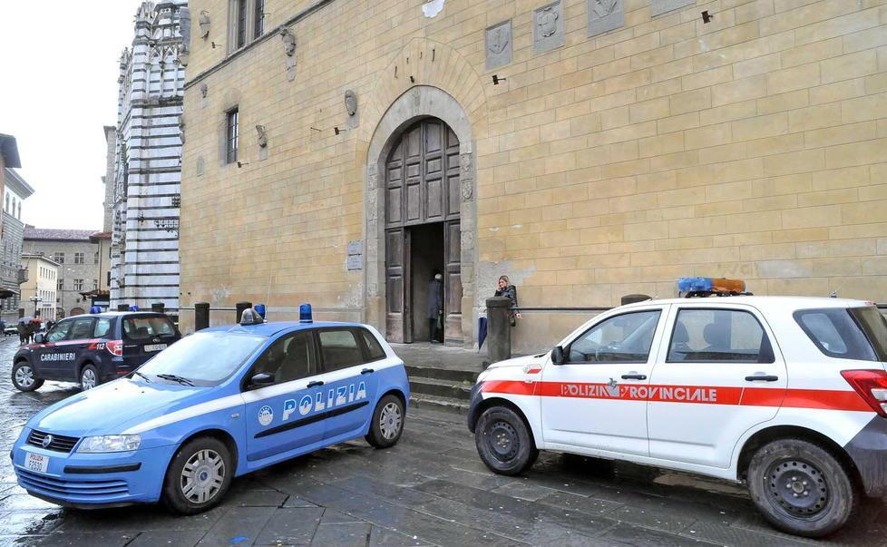 «Accuse come un romanzo». Poi il silenzio 