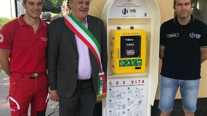A Montebonello un defibrillatore donato dalla Vis
