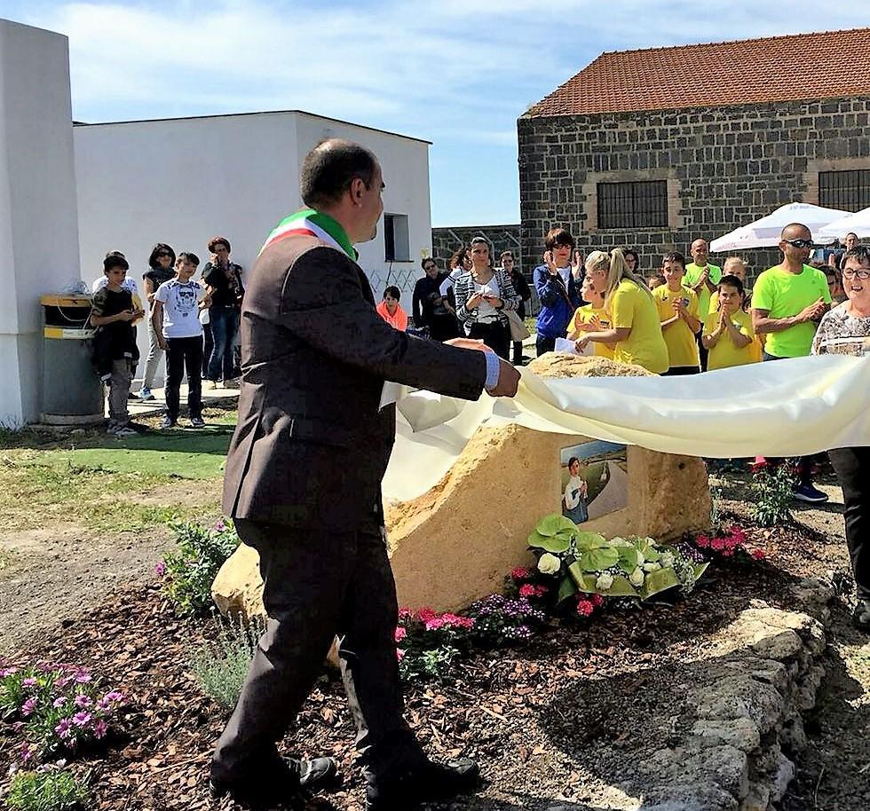 Lo stadio di atletica leggera ora porte il nome di Lello Baule