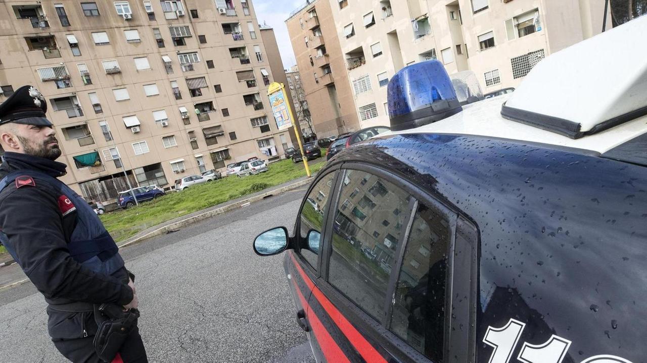 Blitz dei carabinieri nelle case occupate