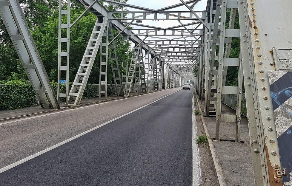 Ponte sul Po, slitta a lunedì il senso unico alternato 