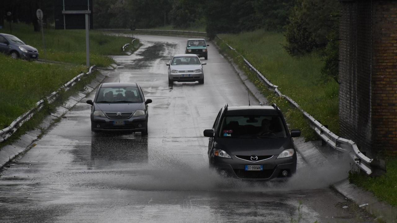 Grosseto: via Aurelia Nord sotto la pioggia (Foto d'archivio)