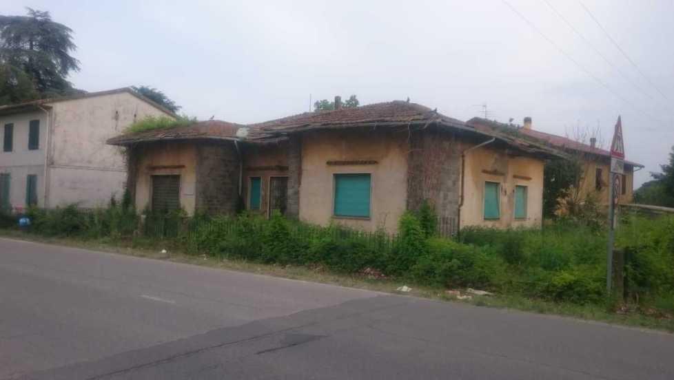 L’ex casello idraulico di viale Colombo a Fucecchio