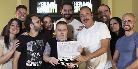 Massimo Lopez con il gruppo Poliss Film