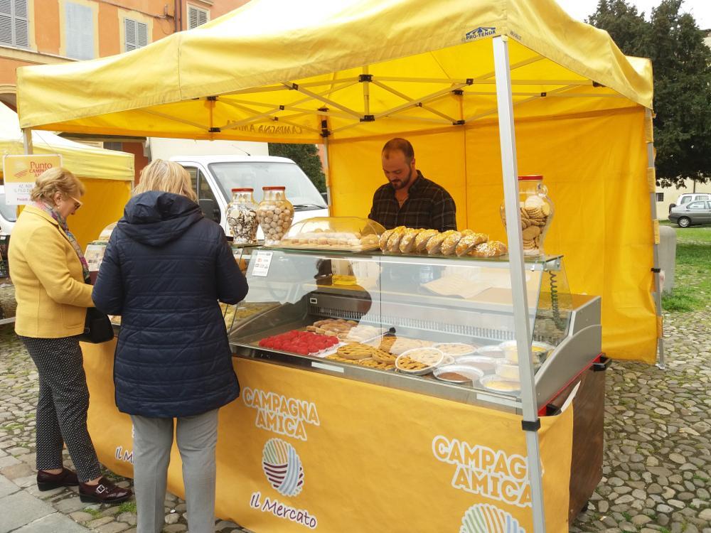 Modena, la domenica in San Francesco spesa naturale 
