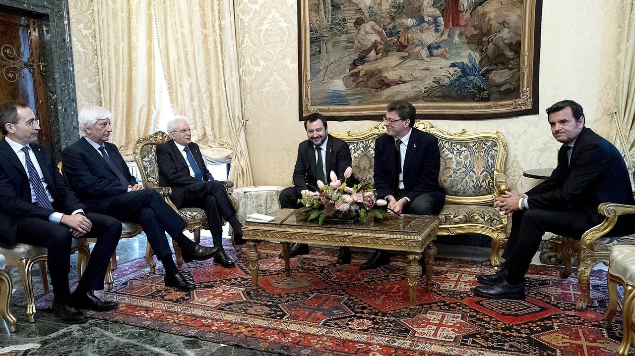 Salvini: chi insulta Mattarella è fuori
