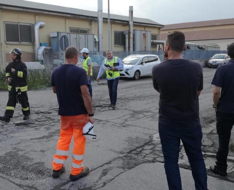 Fuga di gas, trenta persone evacuate dalle aziende 