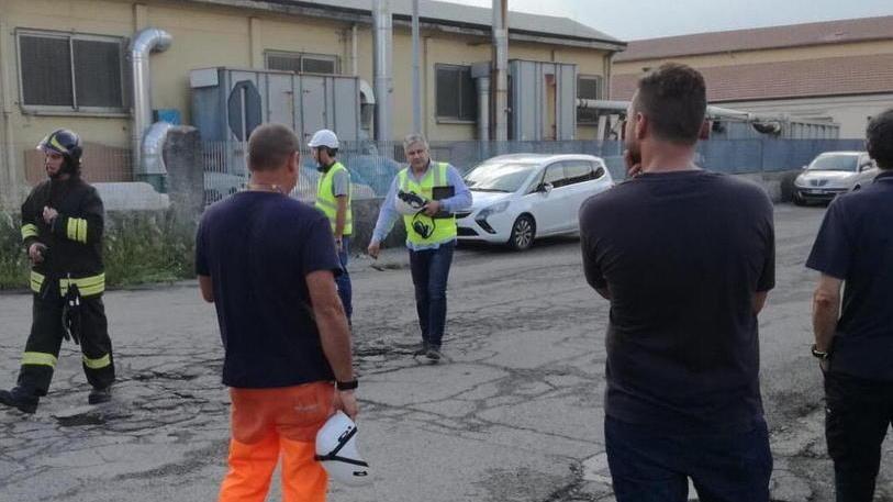 Fuga di gas, trenta persone evacuate dalle aziende