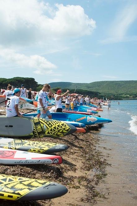 Nel golfo di Baratti torna il festival dello sport all’aperto 