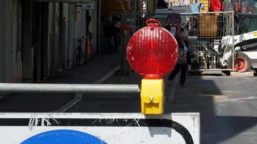 Nuova pavimentazione e telecamere