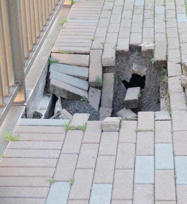 Crollo sul ponte della Diga la voragine ora verrà chiusa 