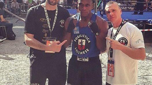 Sugli scudi la Pugilistica Lucchese