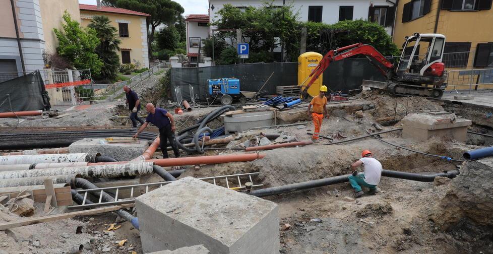 Piazza delle Carrozze pronta fra due settimane 