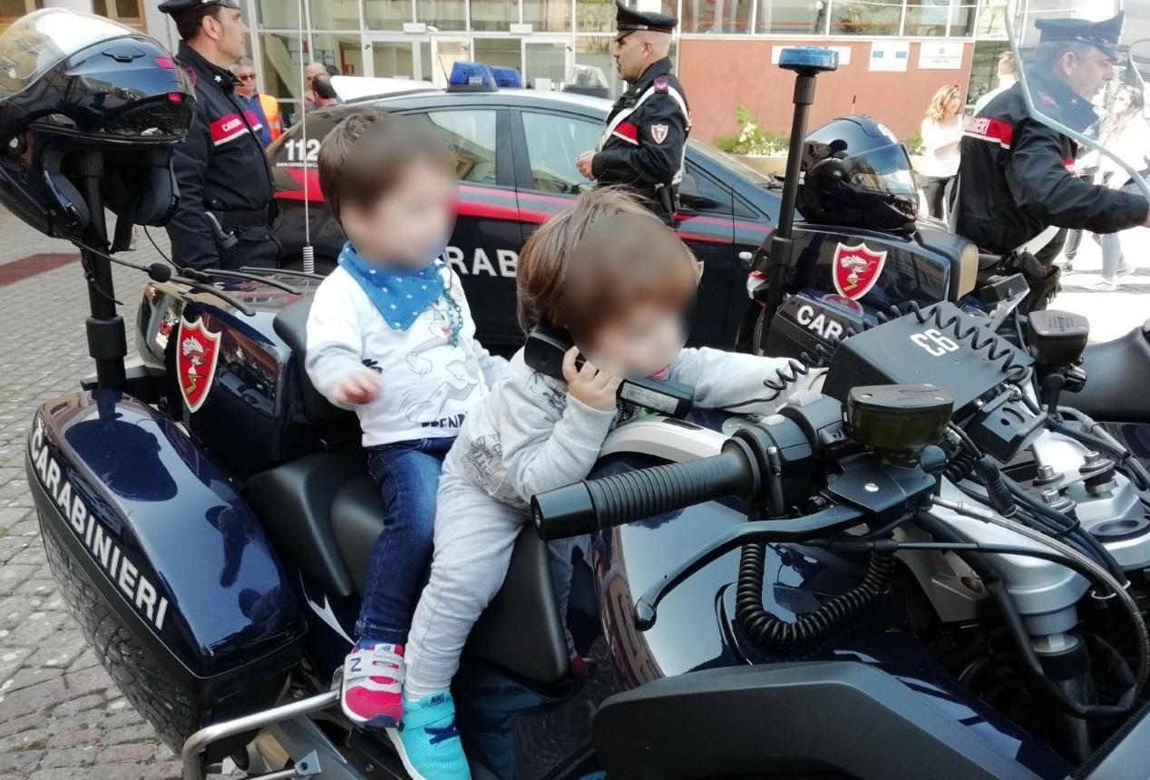 Seimila studenti della provincia a lezione di legalità dai carabinieri