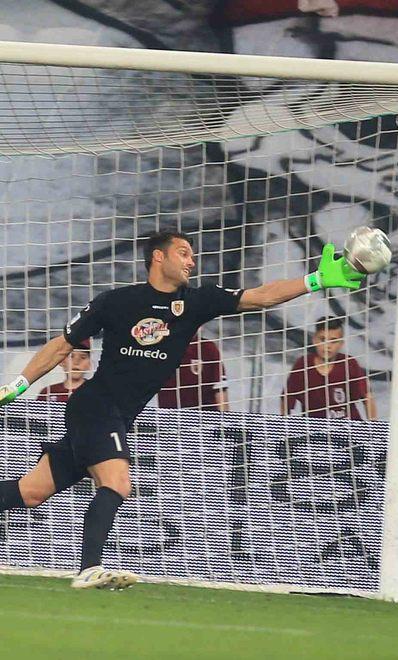 Reggiana autoritaria batte Siena in rimonta 